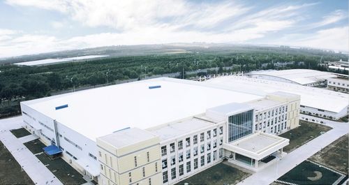 批量制造灯塔工厂 工业富联发布十大数字化转型标杆案例,助力经纬编布销售行业升级